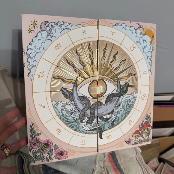 Awe Inspired 2024 Advent Calendar Box Empty 10 drawers - Picture 5 of 7